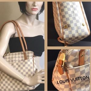 LOUIS VUITTON SHOULDER BAG WITH 2-WAY ZIPPER  CLOSURE, WINTER WHITE & TAN